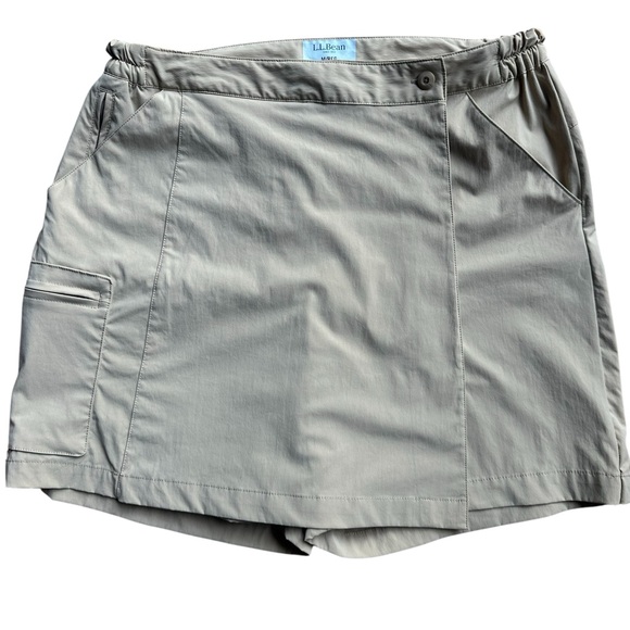 L.L. Bean Women's Khaki Skort - Picture 1 of 5